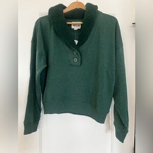 NWT American Eagle Sherpa V Neck Sweater